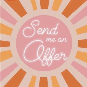 Don’t love the price!? Send me an offer! 😊🎉😊🎉